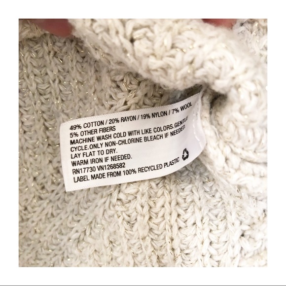 Toms Cream Knit Sweater with Gold Threading Accents Sparkle in Winter Cold - Picture 8 of 10